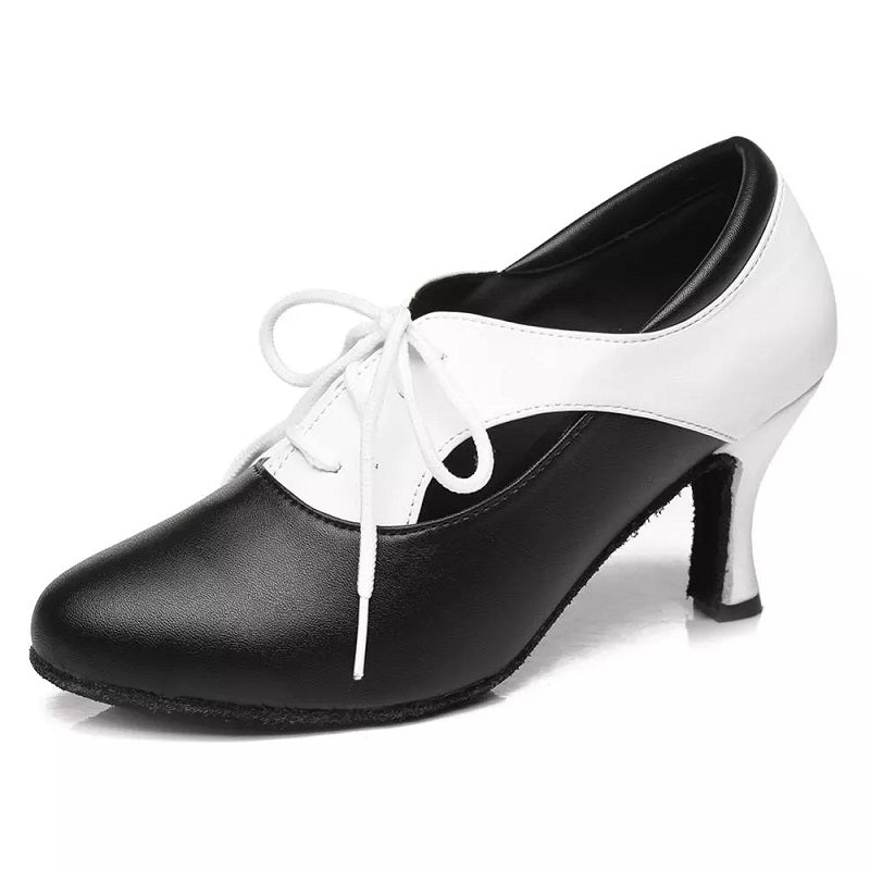 <transcy>Женская обувь для латинских танцев Туфли для танцев с закрытым носком для вечеринок Бальные туфли на шнуровке Туфли для сальсы / танго / самбы</transcy>