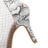 <transcy>Mujeres Salón de baile social Botas de baile de salsa latina Zapatos de baile de fiesta de malla de aire blanco con textura de serpiente</transcy>
