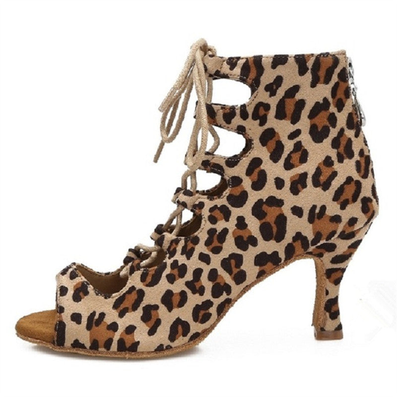 <transcy>Botas de baile de salón social para mujer Salsa latina Tango Zapatos de baile profesionales sandalias cómodas de ante de leopardo</transcy>