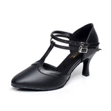 <transcy>Zapatos de baile latino negros modernos Zapatos de baile de salsa de salón de talla grande</transcy>