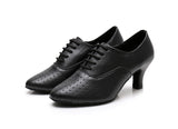 <transcy>Zapatos negros de baile latino para mujer | PU Zapatos de danza moderna | De salsa con suela de gamuza y punta cerrada | Danceshoesmart</transcy>