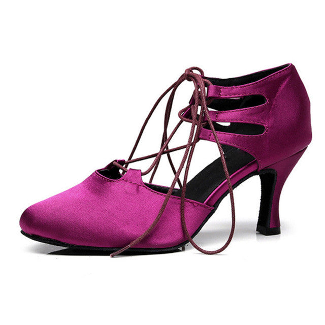 <transcy>Zapatos de baile negros y morados para mujer | Vendaje de zapatos de baile latino | Tacón de satén personalizado | Danceshoesmart</transcy>