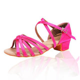 <transcy>Zapatos de baile latino para niños Zapatos de baile de salón para niñas Entrenamiento de fondo suave</transcy>
